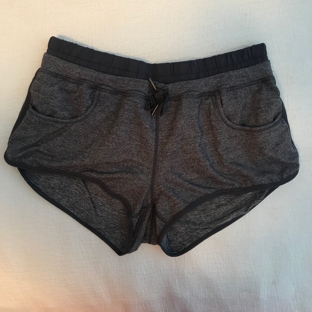Lulu lemon Grey Lined Running Short with Pockets